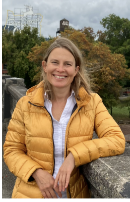 Ulia Gosart, Founder, Librarians for Ukrainian Peace & Independence